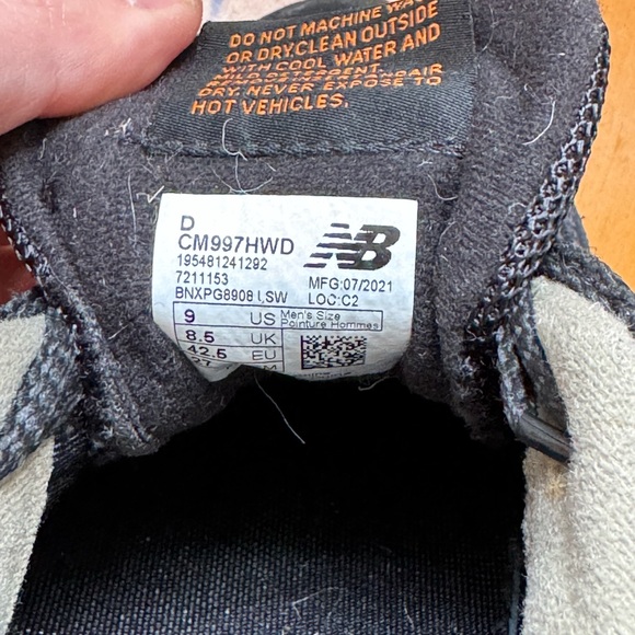 LIKE NEW Men’s New Balance BB550, black/grey, Size 9 - Picture 5 of 6